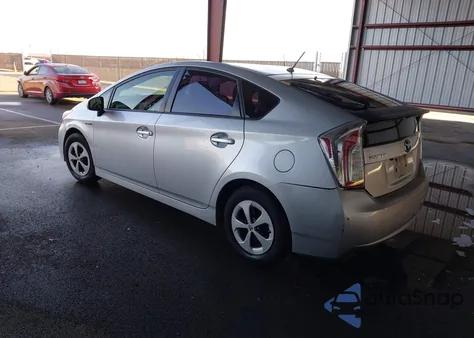 2013 Toyota Prius Two z USA, uszkodzony, nr VIN JTDKN3DU9D5561282